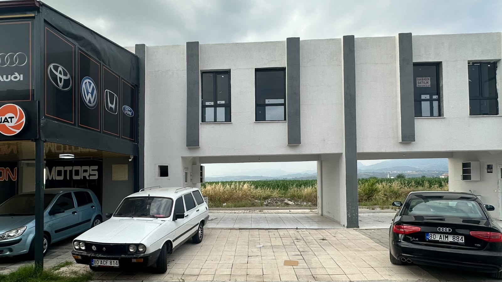 ŞAFAK / Düziçi Galericiler Sitesi Satılık İş Yeri 