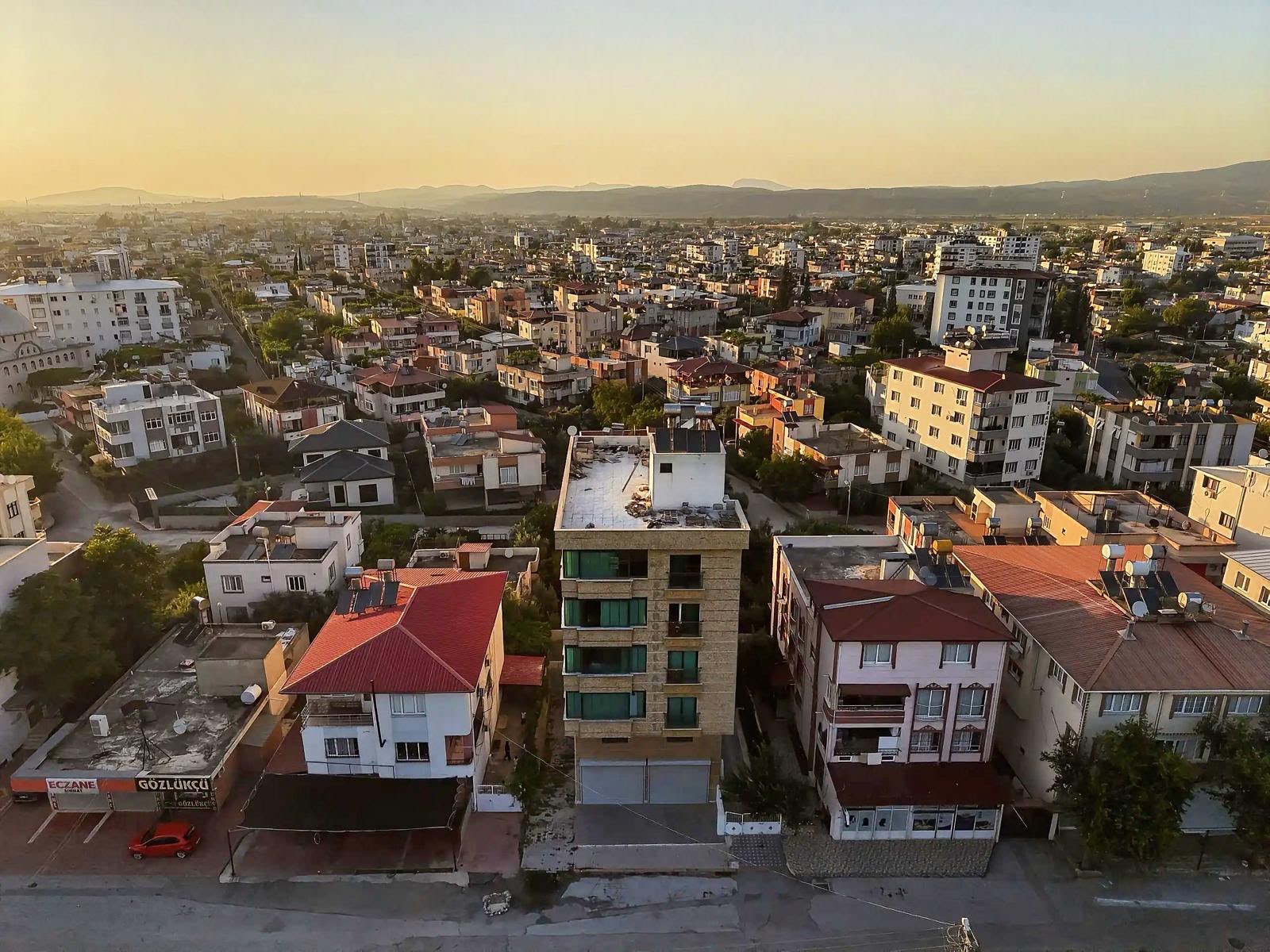 ŞAFAK / Perşembe Pazarı Karşısı 4+1 / 170m2 Satılık Daire
